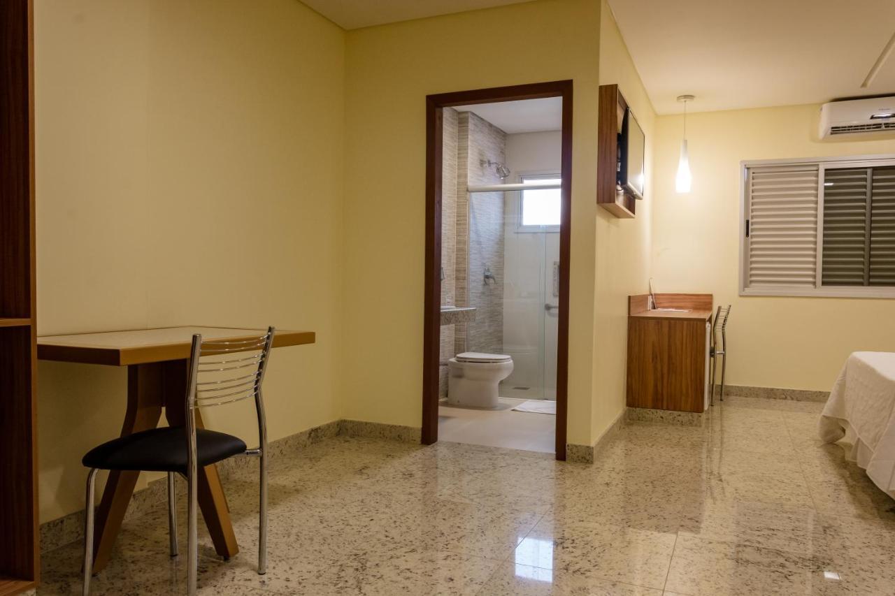 Lindoya Hotel Catalão Extérieur photo