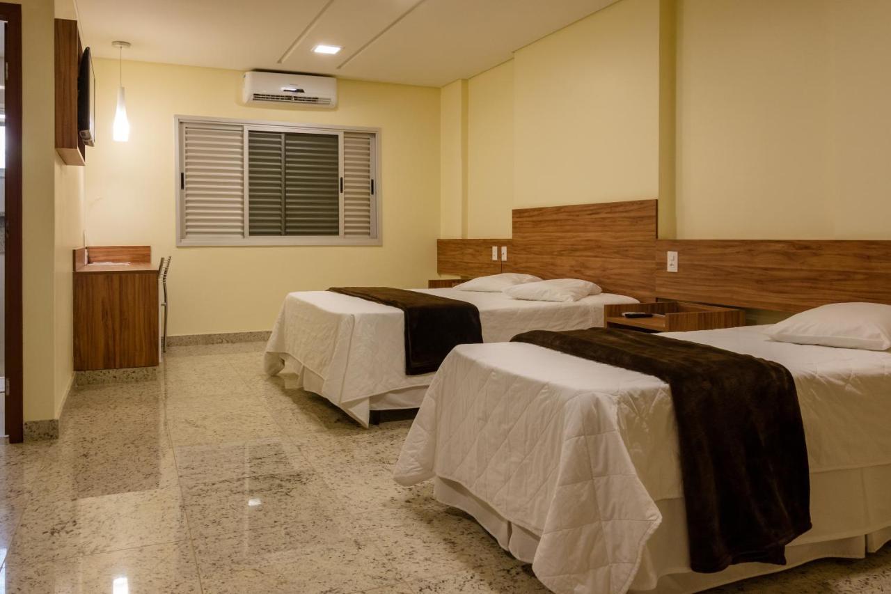 Lindoya Hotel Catalão Extérieur photo
