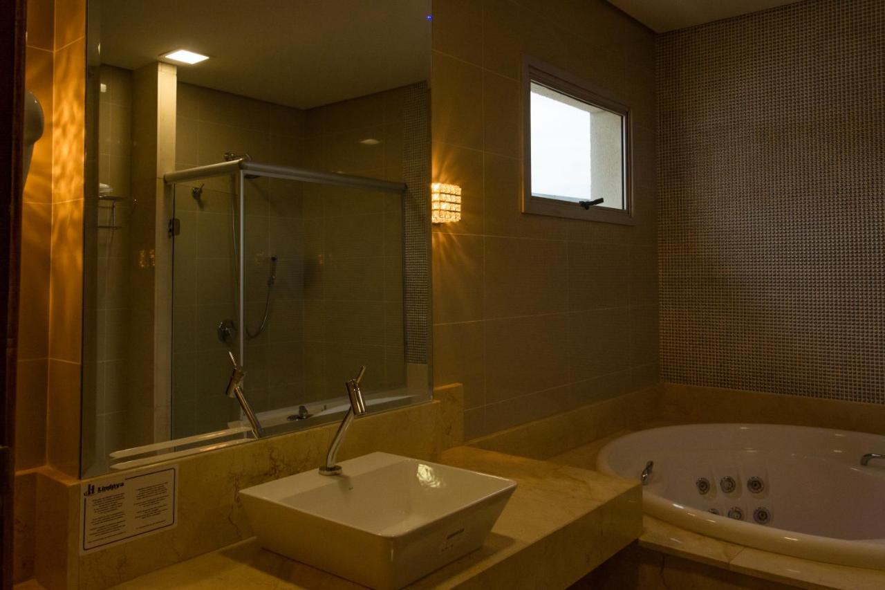 Lindoya Hotel Catalão Extérieur photo