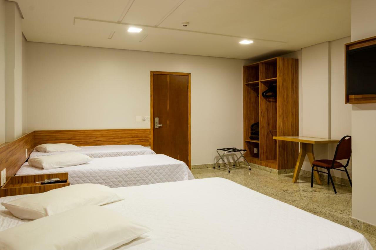 Lindoya Hotel Catalão Extérieur photo
