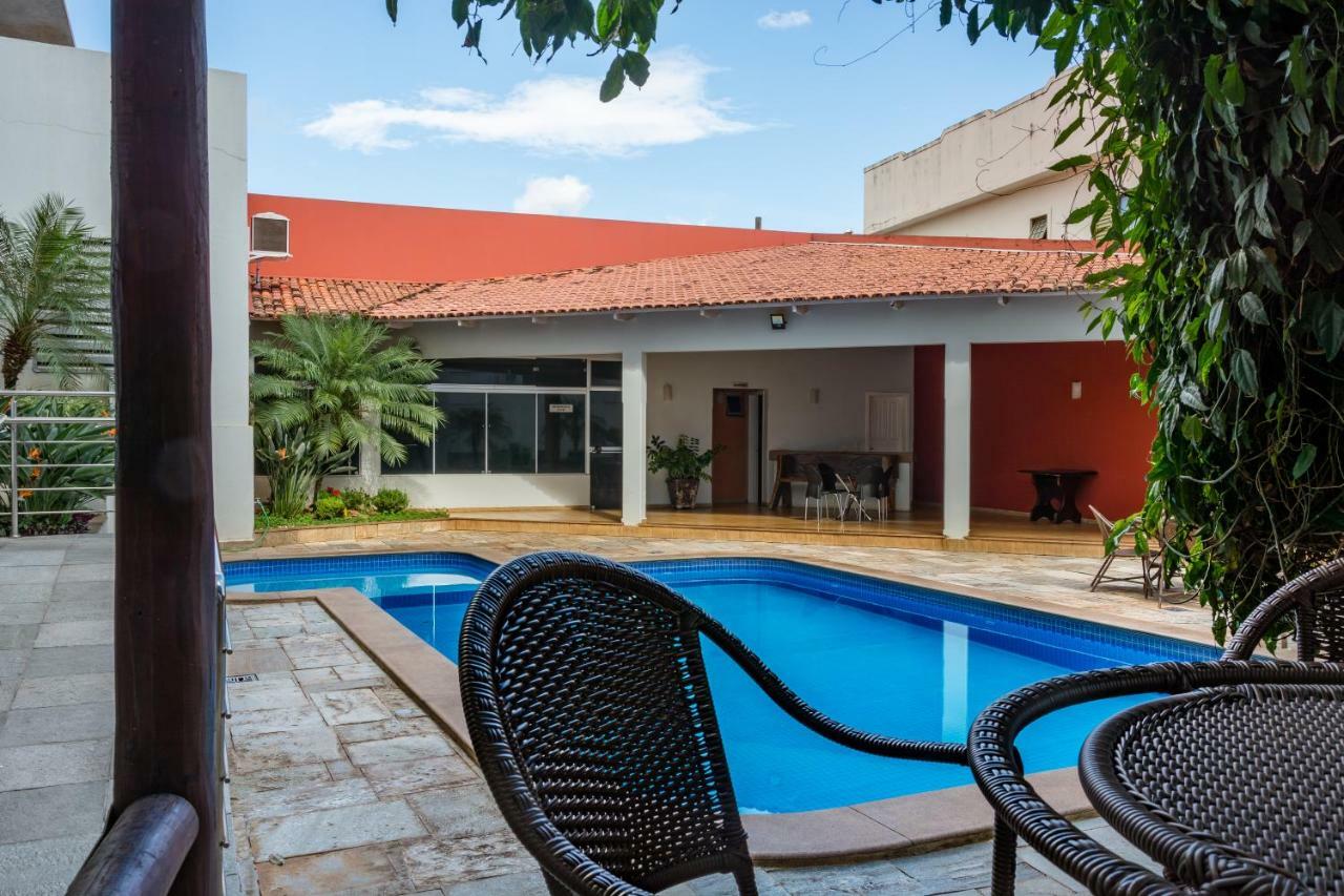 Lindoya Hotel Catalão Extérieur photo